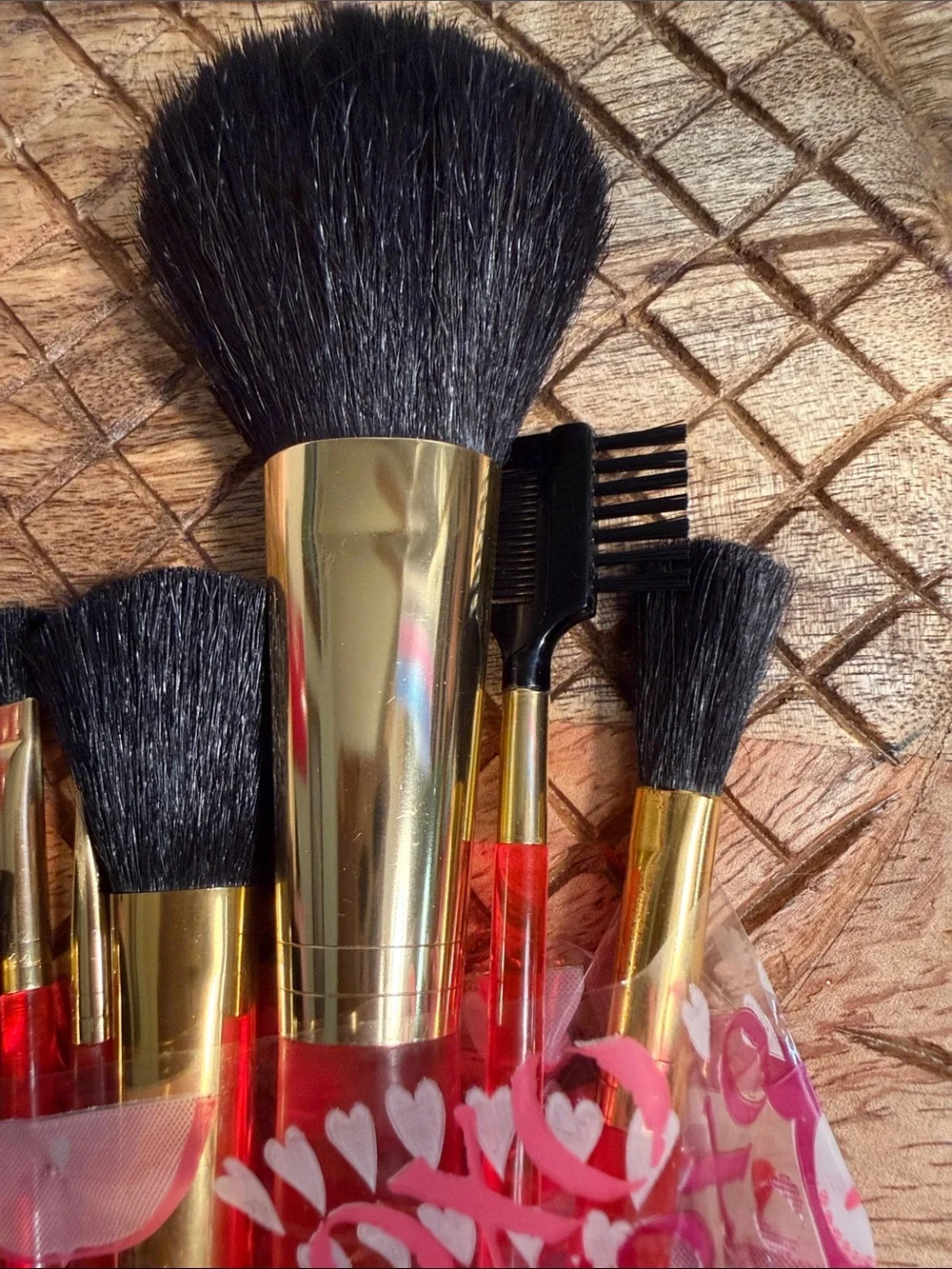 NWT 11 pc Complete Gold & Red Women's Brush Set by Upstage packaged in owl wrap